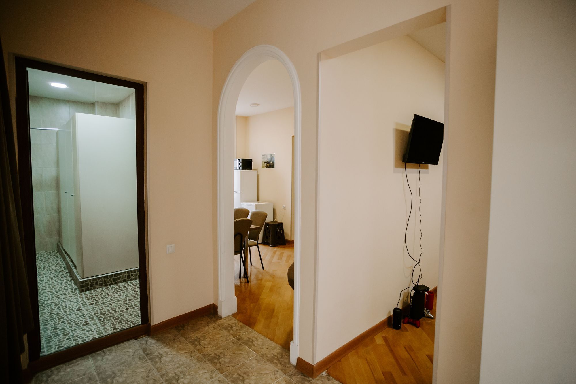 Tbilisi Viking Hostel ภายนอก รูปภาพ